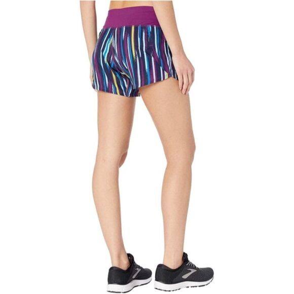 Brooks Chaser 3" Shorts in Navy Lightray/Violet - Picture 3 of 4